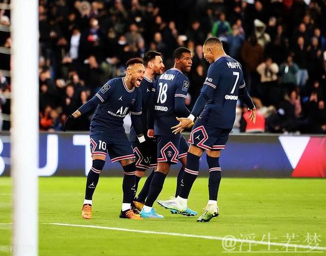 皇马巴黎豪掷24.6亿争锋！姆巴佩反戈旧主，胜者对决切尔西争冠